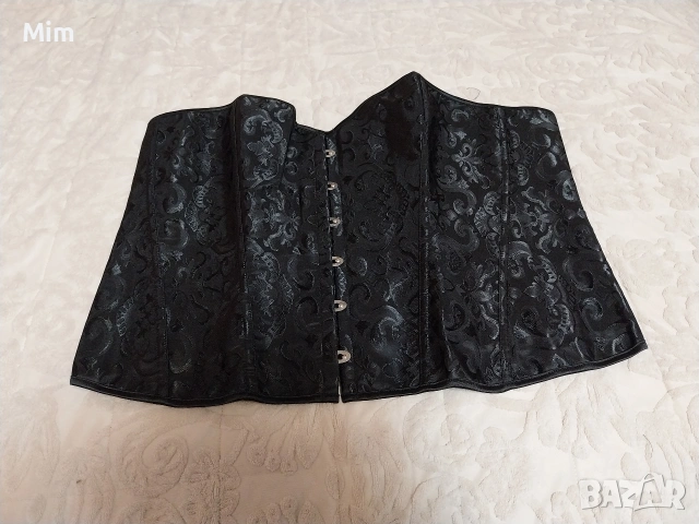 4XL Черен сатенен корсет , снимка 10 - Корсети, бюстиета, топове - 53662341