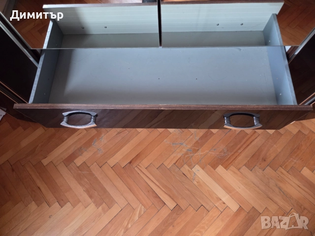 Гардероб Трикрилен Модерен Огледало, снимка 5 - Гардероби - 52567664