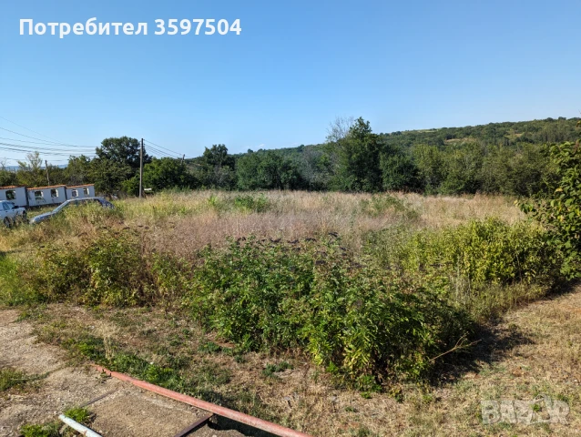 Парцел в регулация град Ловеч, в.з. Липака .1650 м2 . вода., снимка 7 - Парцели - 51178260