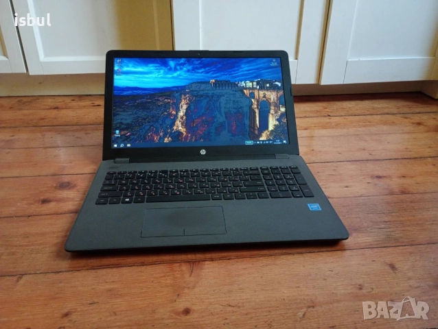 Лаптоп Hp, отличен, почти ново SSD, 15 инч дисплей, батерия над 5 часа, снимка 3 - Лаптопи за дома - 52661206