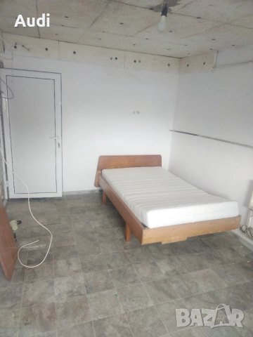 Давам под наем таванско ателие за съхранение на багаж, лични вещи Идеален център на гр. Разград, снимка 6 - Апартаменти - 52794922