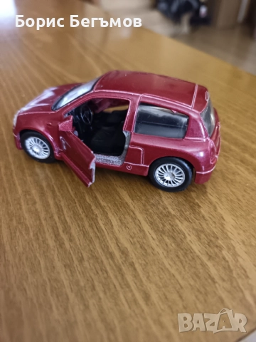 Количка Рено/Maisto Renault Clio V6, снимка 2 - Колекции - 52567512