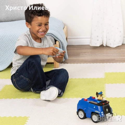 Paw Patrol Полицейската кола на Чейс с дистанционно управление , снимка 8 - Коли, камиони, мотори, писти - 53813563
