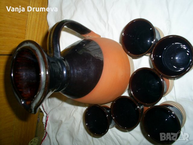 ефектен керамичен сервиз за ракия от соца,неизползван 