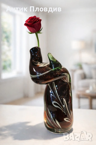 Стъклена ваза - Абстракт