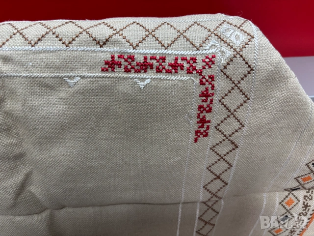 Недовършено! Каре за ръчна Българска бродерия 66х68 см., снимка 5 - Декорация за дома - 53708548