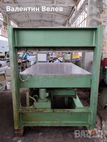 топла преса за врати и фурнир затопляне с електрически нагреватели с размери 2250мм.х 1200мм., снимка 4 - Други машини и части - 53273092