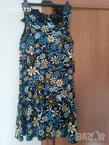 Интересна рокля