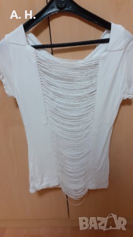 бяла тениска гол гръб с ресни, снимка 3 - Тениски - 27068469