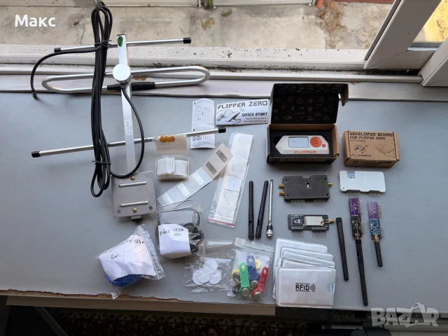 Flipper Zero – максималният комплект: 5 платки (AIO, E07, ESP32, nRF24, CC1101) + Yagi, Momentum