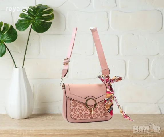 Ежедневна розова дамска чанта с елегантен дизайн, снимка 3 - Чанти - 49053314