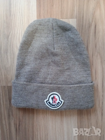 Зимни шапки Moncler,Scotch & soda,Jack Wolfskin , снимка 2 - Други стоки за дома - 52905999