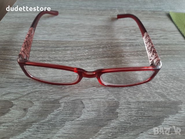 Червени рамки за очила с кутия и кърпичка, снимка 3 - Слънчеви и диоптрични очила - 34111049
