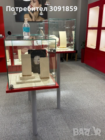 Витрини за излагане на бижута (или друго) от мдф, снимка 2 - Секции и витрини - 53283115