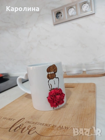 ръчно рисувана и декорирана керамична чаша