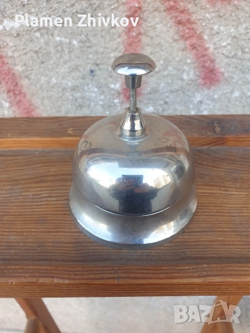 настолен звънец камбана от масивен метал, снимка 2 - Антикварни и старинни предмети - 53796292