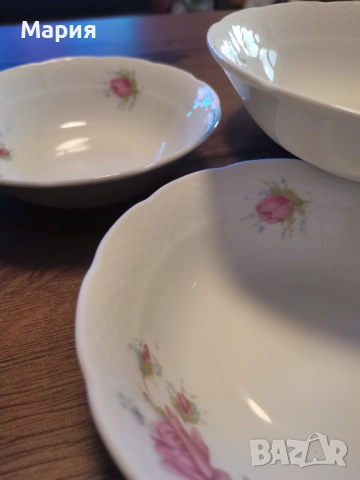 TK Thun- 1794 VINTAGE Bohemia Roses Czechoslovakia, снимка 2 - Чинии - 51995919