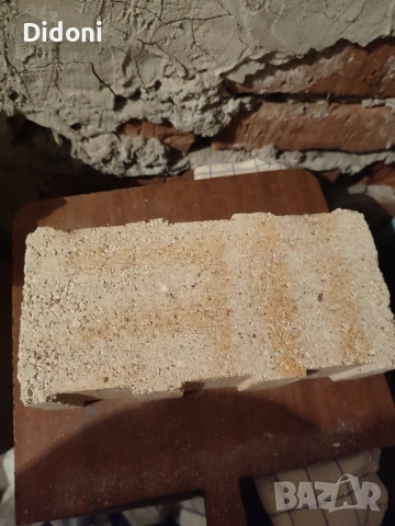 Огнеупорни тухли 24 бр.