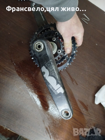 Курбел със средно движение за велосипед колело карбон sram truvativ noir , снимка 2 - Части за велосипеди - 53094847