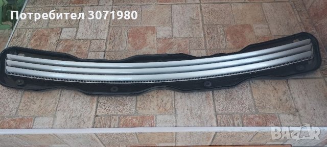 Решетка преден капак за Мерцедес Е класа W210 