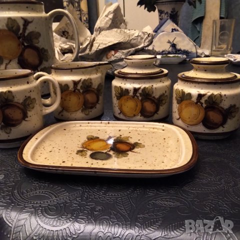 Winterling Kirchenlamitz Karina Fruit Decor Ябълки   50 части, снимка 2 - Сервизи - 39024318