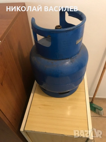 Газова  бутилка  12.  Литра. 