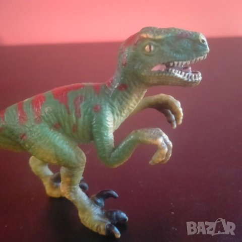 Колекционерска фигурка Schleich Dinosaurs Velociraptor 2003г 73527, снимка 14 - Колекции - 41982838