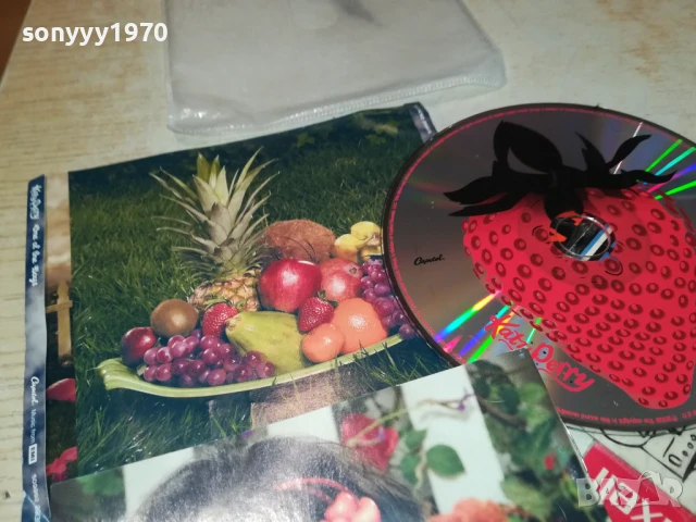 KATY PERRY CD-ВНОС GERMANY 0907251839, снимка 4 - CD дискове - 50965828