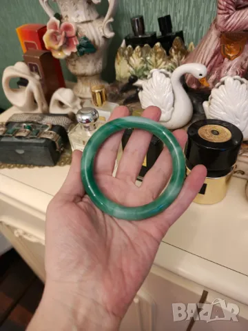 Гривна естествен нефрит, снимка 5 - Гривни - 47582347