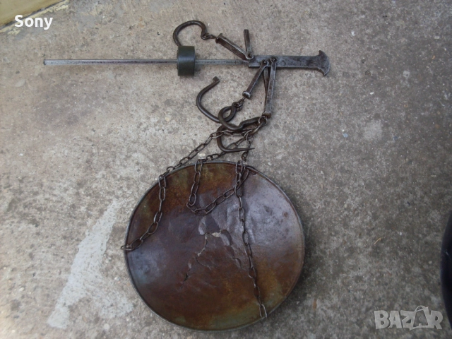 Стар кантар- паланца с топуз и ченгели.