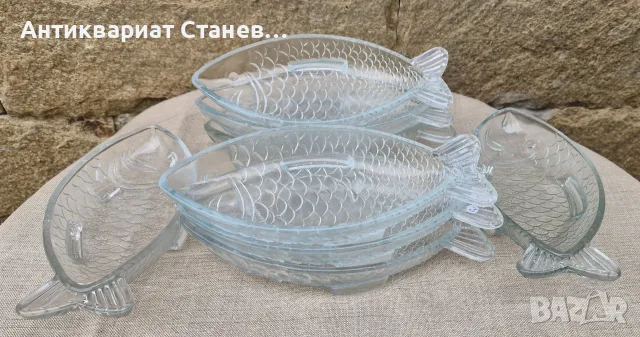 8 броя стъклени чинии риба