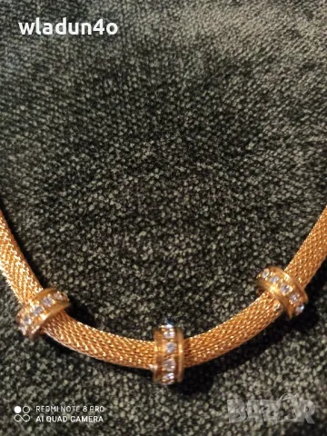 Колие със Сваровски кристали -10e, снимка 2 - Колиета, медальони, синджири - 49940258