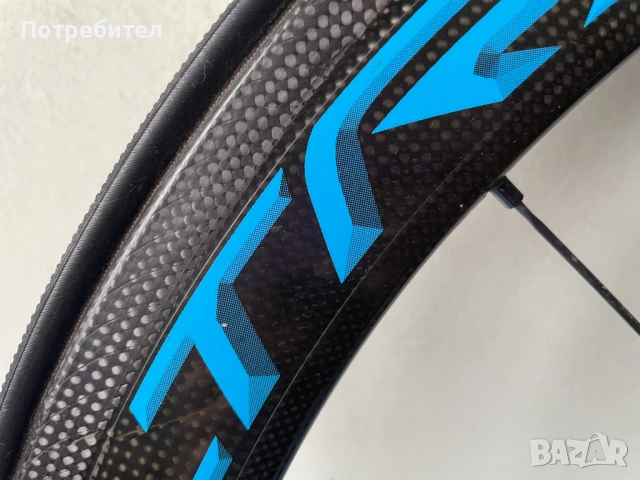 Предна карбонова капла с гума Campagnolo bora ultra 50 tubular , снимка 3 - Части за велосипеди - 52582868