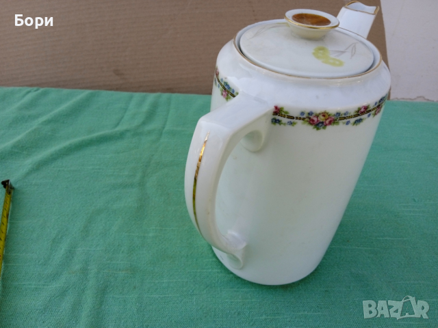Стар порцеланов чайник, снимка 4 - Аксесоари за кухня - 36242717
