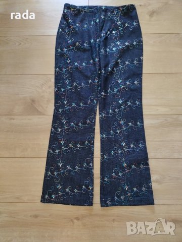 Дънков панталон с бродерия , снимка 1