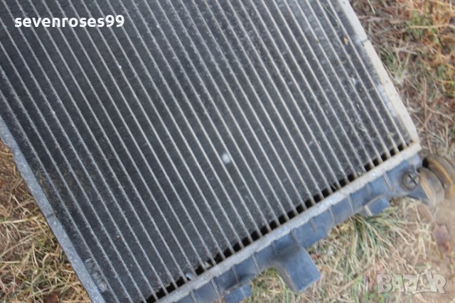 Радиатор воден Форд Фокус 1 1.8tdci 90 Ford Focus 2000 хечбек XS4H-8C342-DB, снимка 4 - Части - 42553926