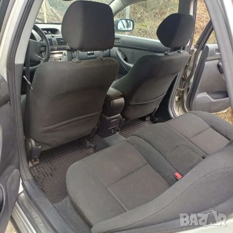 Toyota Avensis T25 1.8, снимка 6 - Автомобили и джипове - 53402695