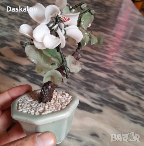 Продавам декоративна ваза с цвете от стъкло, снимка 5 - Изкуствени цветя - 41348743