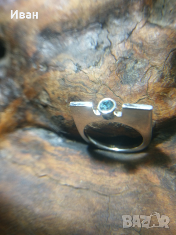 Сребърен пръстен със Сапфир