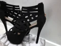 Черни обувки на висок ток и платформа , снимка 2