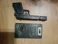 Стари играчки пистолет и сметало , снимка 2