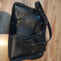 Дамски чанта Zara, снимка 1 - Чанти - 40604027