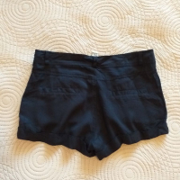 Къси панталони Forever 21, снимка 2 - Къси панталони и бермуди - 36210112