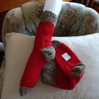Ръчно плетени дамски чорапи от вълна размер 38, снимка 4 - Дамски чорапи - 41763383