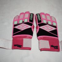 Футболни Дамски ръкавици Umbro Размер 9, снимка 16 - Ръкавици - 42509199