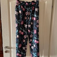 Нов спортно елегантен панталон флорален десен градински цветя XL ХЛ , снимка 4 - Панталони - 41352183