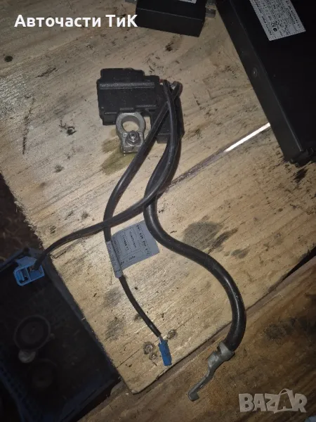 Минусова клема БМВ Е91 ФЕЙС 318d, снимка 1