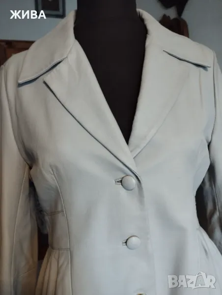 ЕСТЕСТВЕНА КОЖА елегантно дамско сако светло сиво, снимка 1