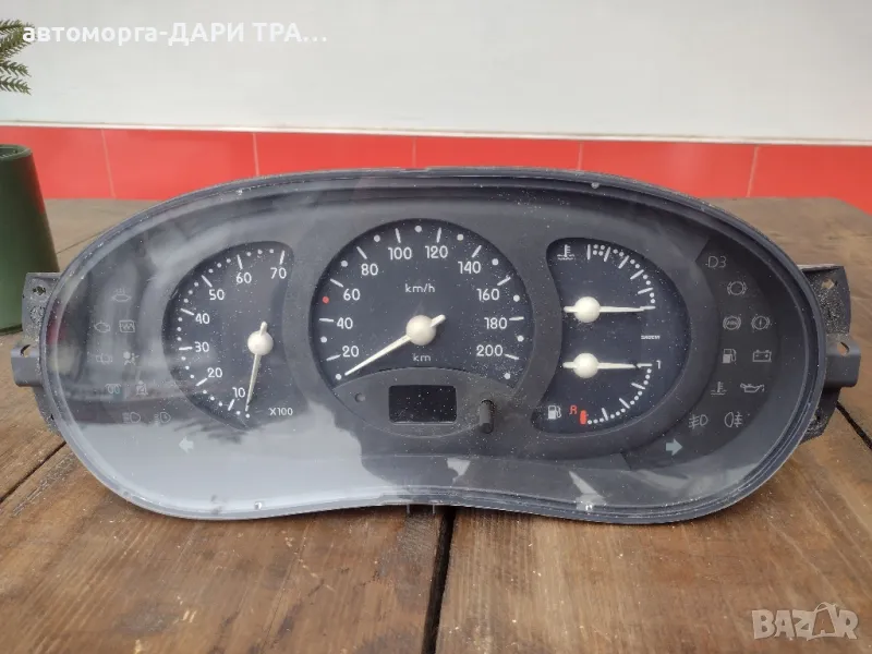 Табло уредно Километраж за Рено Меган бензин 1997 , снимка 1