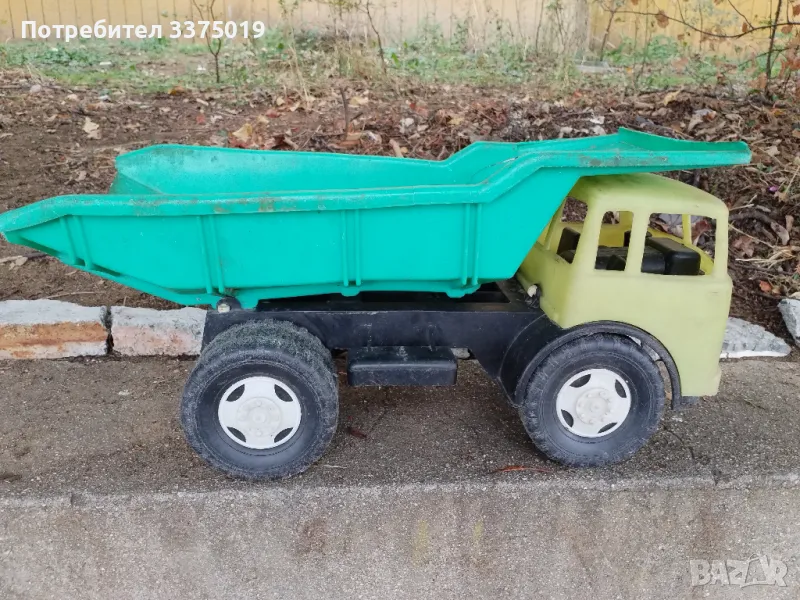 Камион КДН за части, снимка 1